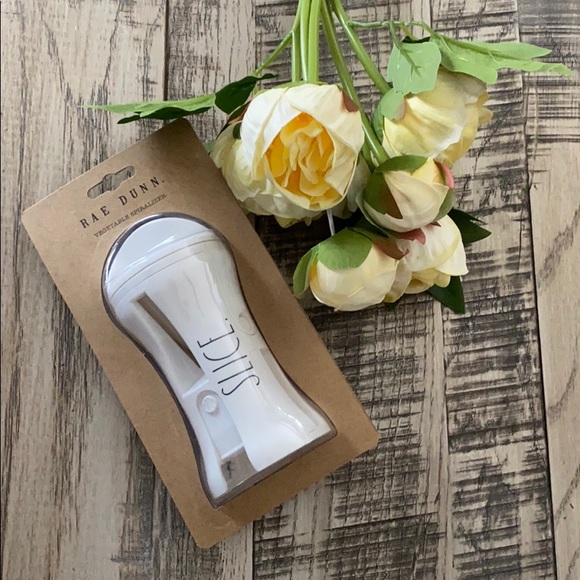 Rae Dunn Vegetable Spiralizer